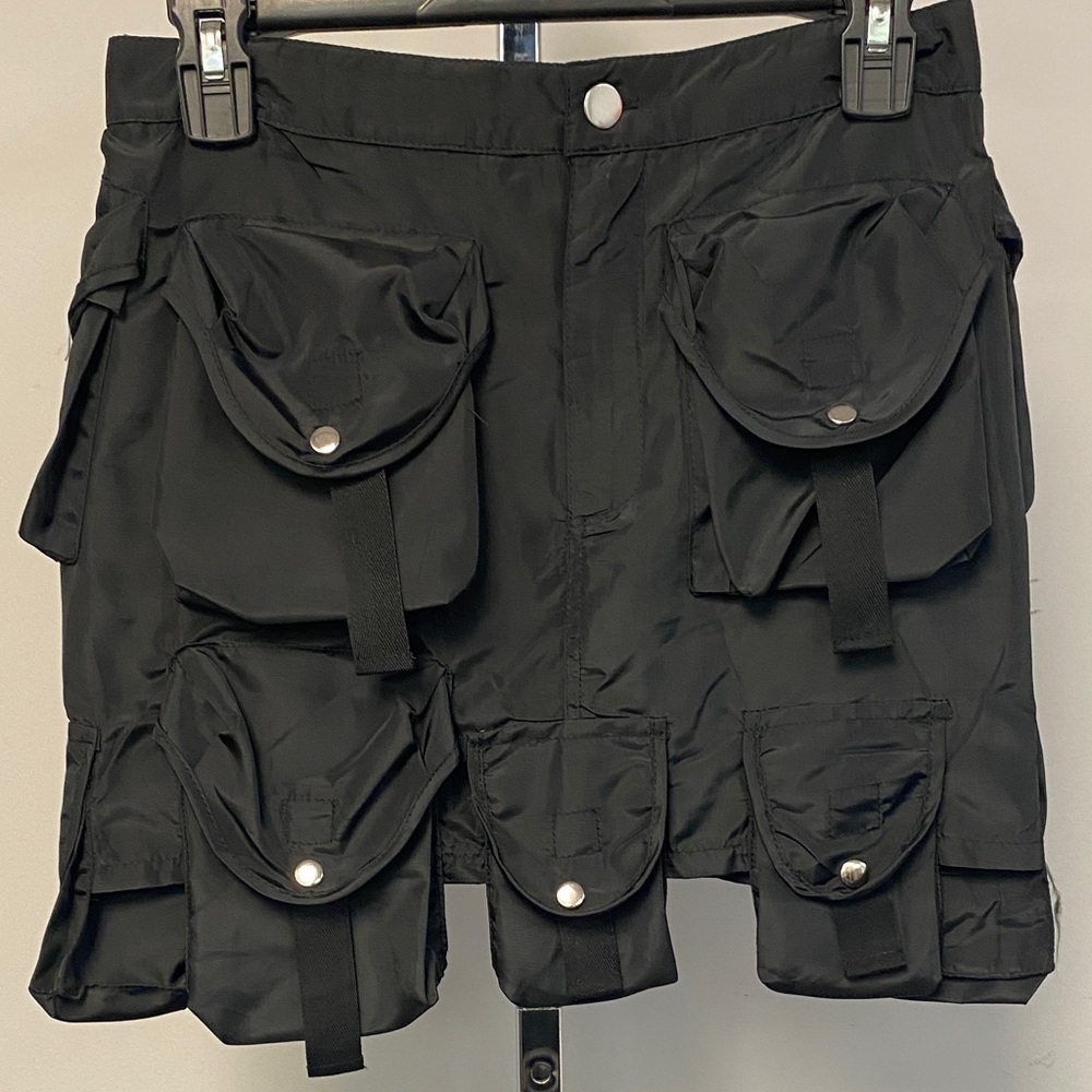 Hot & Delicious Charcoal Skirt with Pockets